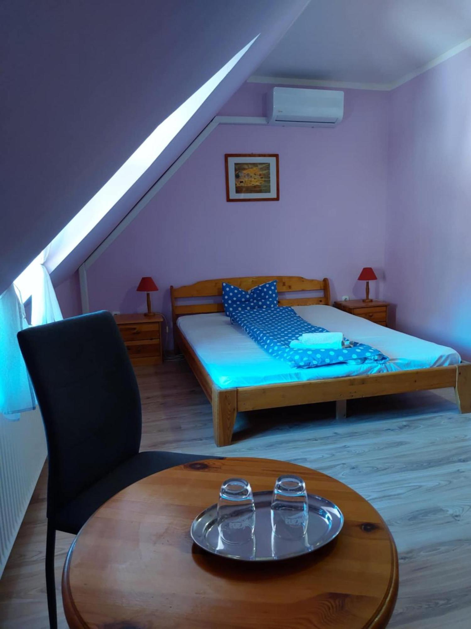 Diana Fogado Bed and Breakfast Keszthely Eksteriør billede