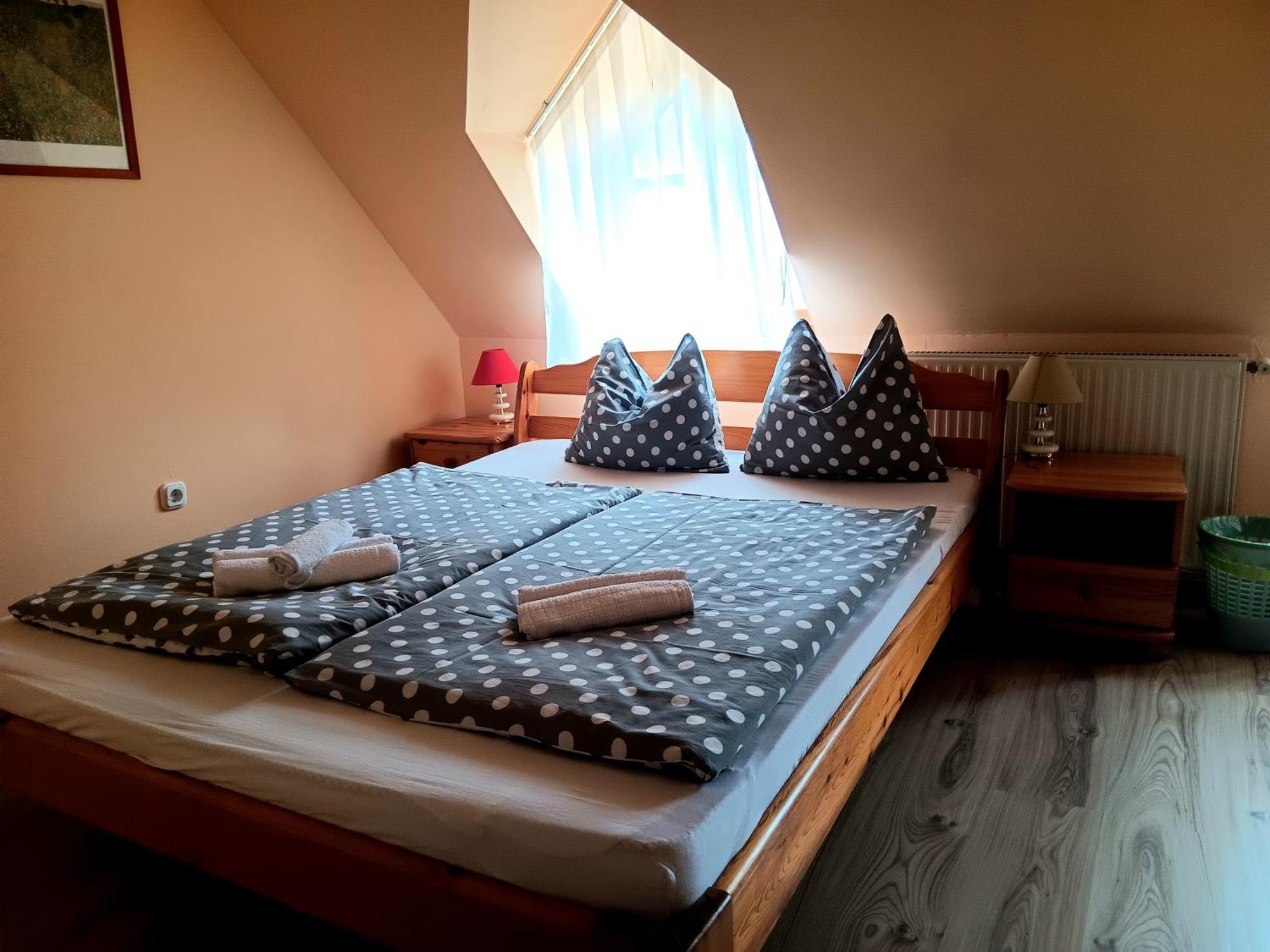 Diana Fogado Bed and Breakfast Keszthely Eksteriør billede